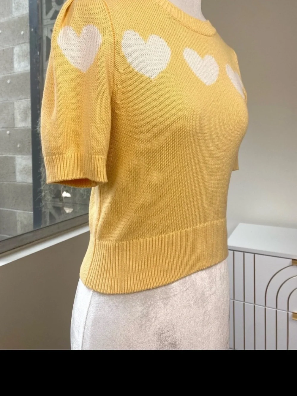 Reformation NWOT Crop Daisy Heart Princess Sleeve Sweater Top Yellow White, XS